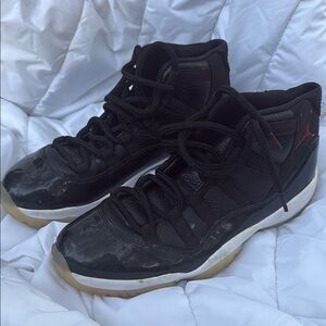 Jordan Men's Black Sneakers